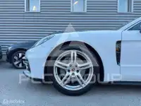 2016 Porsche Panamera