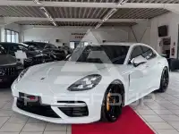 2016 Porsche Panamera