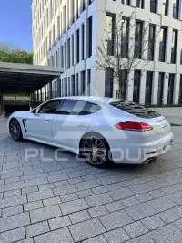 2016 Porsche Panamera