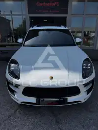 2016 Porsche MACAN
