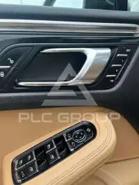 2016 Porsche MACAN