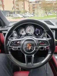 2016 Porsche MACAN