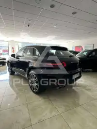 2016 Porsche MACAN