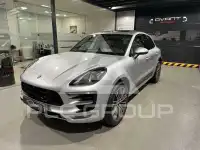 2016 Porsche MACAN