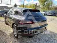 2016 Porsche MACAN