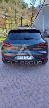 2016 Porsche MACAN