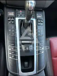 2016 Porsche MACAN
