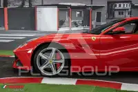 2016 Ferrari F12
