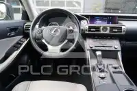 2016 Lexus IS300