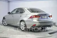 2016 Lexus IS300