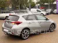 2016 Toyota AURIS