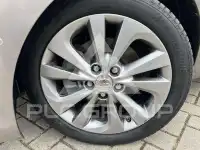 2016 Toyota AURIS