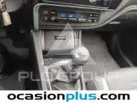 2016 Toyota AURIS