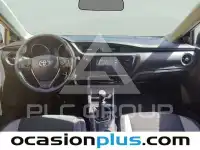 2016 Toyota AURIS