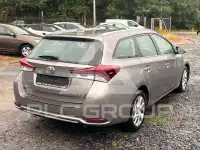 2016 Toyota AURIS