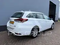 2016 Toyota AURIS