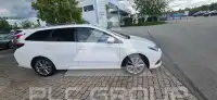 2016 Toyota AURIS
