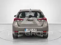 2016 Toyota AURIS