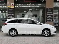 2016 Toyota AURIS