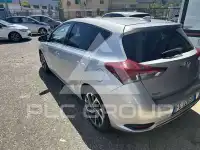 2016 Toyota AURIS