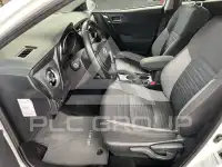 2016 Toyota AURIS