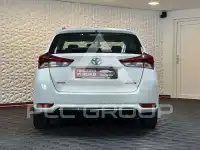 2016 Toyota AURIS