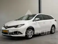 2016 Toyota AURIS
