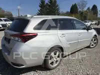 2016 Toyota AURIS
