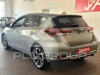 2016 Toyota AURIS
