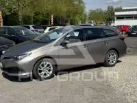 2016 Toyota AURIS