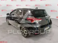 2016 Toyota AURIS
