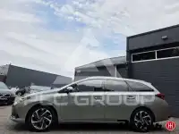 2016 Toyota AURIS