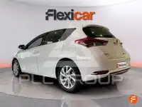 2016 Toyota AURIS