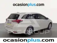 2016 Toyota AURIS