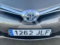 2016 Toyota AURIS