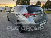 2016 Toyota AURIS