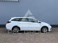 2016 Toyota AURIS