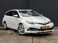 2016 Toyota AURIS