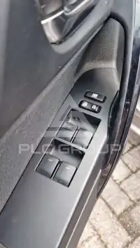 2016 Toyota AURIS