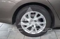2016 Toyota AURIS