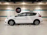 2016 Toyota AURIS