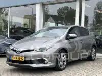 2016 Toyota AURIS
