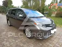 2016 Toyota SIENNA