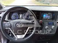2016 Toyota SIENNA