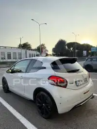 2016 Peugeot 208