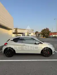 2016 Peugeot 208