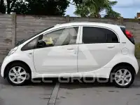 2016 Peugeot iOn