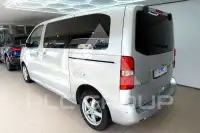 2016 Peugeot Traveller