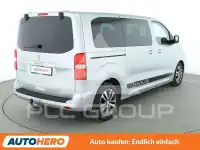 2016 Peugeot Traveller