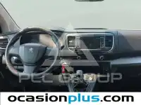 2016 Peugeot Traveller